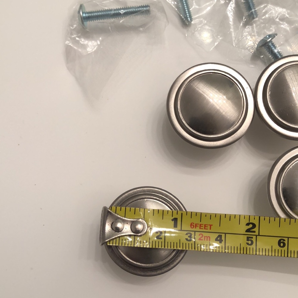 Cabinet knobs - Picture 2 of 3